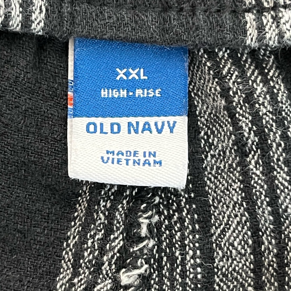 Old Navy Black Gray Striped High-Rise Womens Plus XXL Linen Blend Shorts - Picture 4 of 5